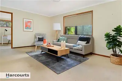 9 Flag Street, Jamboree Heights QLD 4074