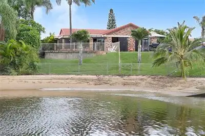 Second view of Homely house listing, 8 Reef Crt, Mermaid Waters QLD 4218