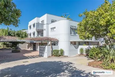 8/25 Duke Street, Ascot QLD 4007