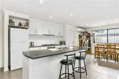 Third view of Homely flat listing, 25 Beilby Court, Hastings VIC 3915