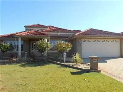 37 Lomandra Drive