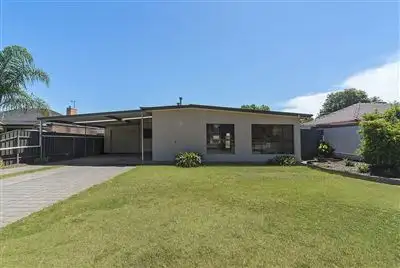 10 Pasteur Street, Elizabeth Vale SA 5112