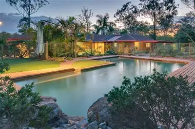140 Hobury Rd, Greenbank QLD 4124
