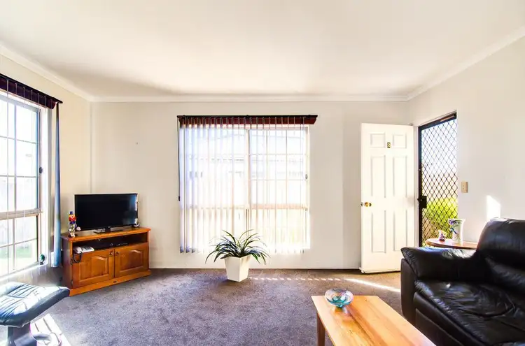 2/7 Pine Ave, Newstead TAS 7250