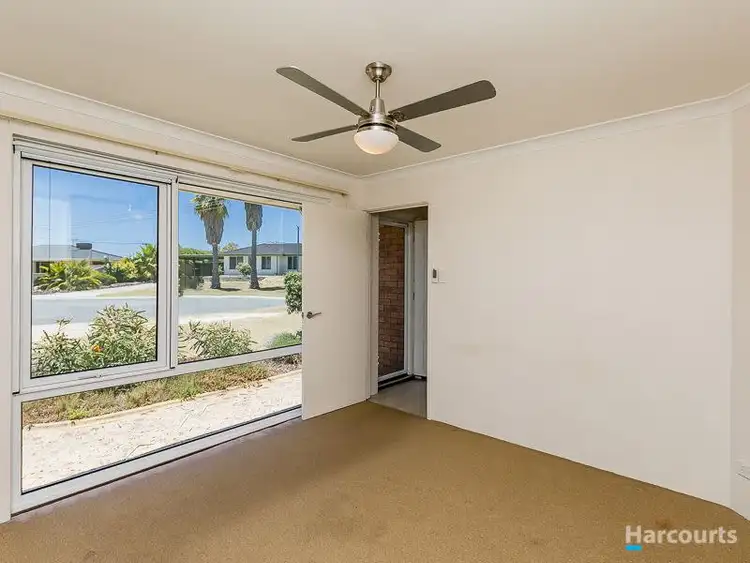 Fifth view of Homely house listing, 6 Lyons Place, Heathridge WA 6027