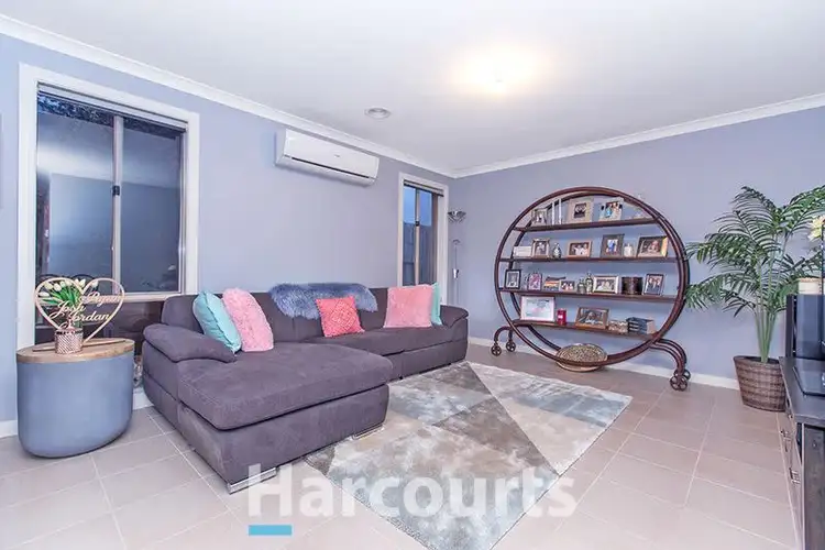 Second view of Homely unit listing, 5/101 Ebony Drive, Pakenham VIC 3810