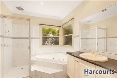 Fourth view of Homely unit listing, 1/12 Mt Pleasant Drive, Mount Waverley VIC 3149