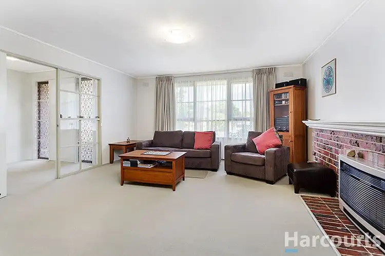 Second view of Homely house listing, 2 Bentley Court, Mulgrave VIC 3170