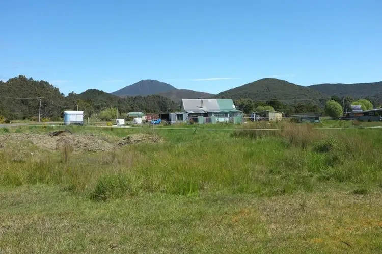 267 Main Street, Zeehan TAS 7469