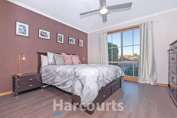Third view of Homely house listing, 6 Glenda Court, Pakenham VIC 3810