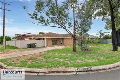 2 Woodfield Dr, Salisbury Downs SA 5108