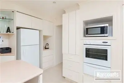 Fifth view of Homely house listing, 26 Balmaceda Court, Berwick VIC 3806