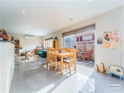 Sixth view of Homely house listing, 4 Rivendale Crescent, Drouin VIC 3818