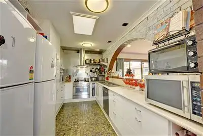 Fifth view of Homely house listing, 136 Sunraysia Drive, Mitchell Park VIC 3355