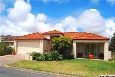 32 Cedarwood Cr, Robina QLD