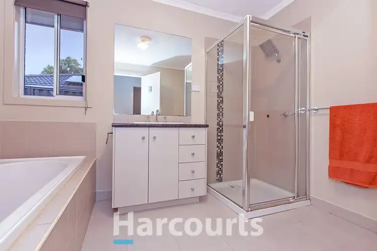 Fifth view of Homely house listing, 10 Chestnut Chase, Pakenham VIC 3810