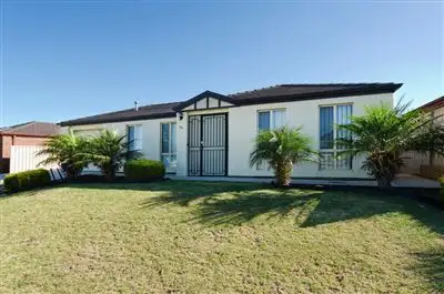 35 Chamberlain Drive, Christie Downs SA 5164
