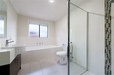 Fifth view of Homely house listing, 7 Alimia Rise, Lalor VIC 3075
