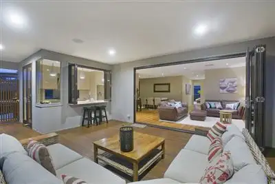 Seventh view of Homely house listing, 337 Wynnum North Road, Wynnum QLD 4178