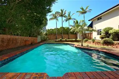 2 Nimrud St, Southport QLD 4215
