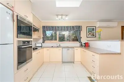 Fourth view of Homely house listing, 9 Genoa Court, Mount Waverley VIC 3149