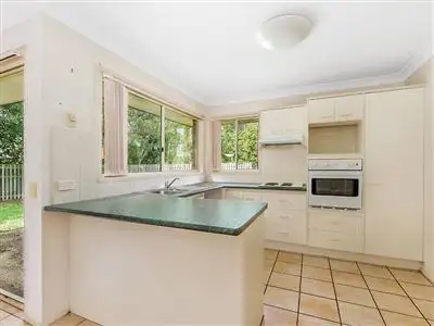 Fourth view of Homely house listing, 10 Oaklyn Place, Merrimac QLD 4226