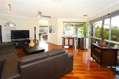 95 Glen Eagles Drive