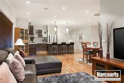 Sixth view of Homely house listing, 4 Mannavue Blvd, Cranbourne North VIC 3977