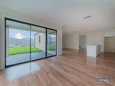 Sixth view of Homely house listing, 6 Sunline Street, Drouin VIC 3818