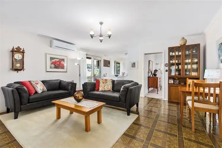 42 Brentwood Drive, Glen Waverley VIC 3150