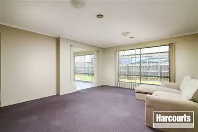 Fifth view of Homely house listing, 4 Mingay Place, Cranbourne West VIC 3977