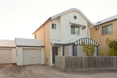 2/55 Lang Street, Morningside QLD 4170