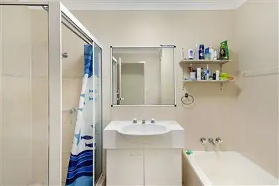 Fifth view of Homely semi-detached listing, 8/128 Benowa Road, Southport QLD 4215