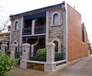 Main view of Homely townhouse listing, 2/382 Halifax Street, Adelaide SA 5000