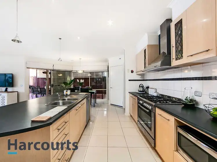 Sixth view of Homely house listing, 10 York Close, Taylors Hill VIC 3037