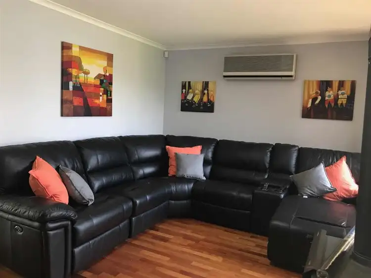 Fourth view of Homely house listing, 5 Serpentine Place, Eagle Vale NSW 2558