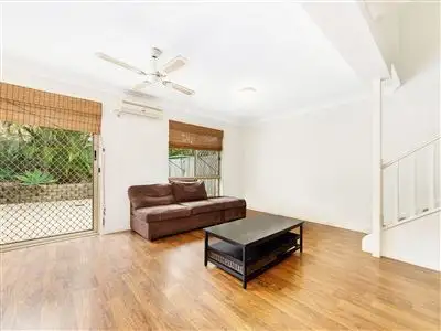 Second view of Homely unit listing, 18/6 Bourton Road, Merrimac QLD 4226