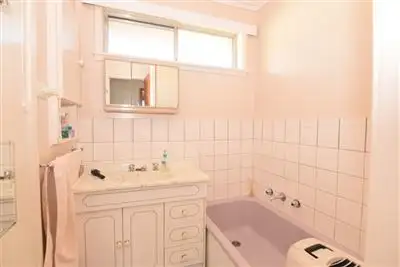 Fifth view of Homely house listing, 2 Gemmell Street, Wangaratta VIC 3677