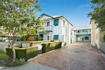 2/11 Dawson Street, Yeerongpilly QLD 4105