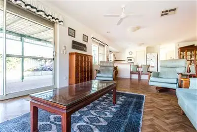 Seventh view of Homely house listing, 5 Freshwater Drive, Atwell WA 6164
