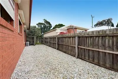 Sixth view of Homely unit listing, 1 Grundell Close, Manifold Heights VIC 3218