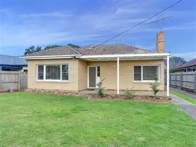 38 Ocean Street, Rosebud VIC 3939
