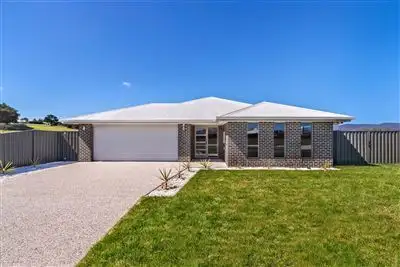 8 Ash Street, Latrobe TAS 7307
