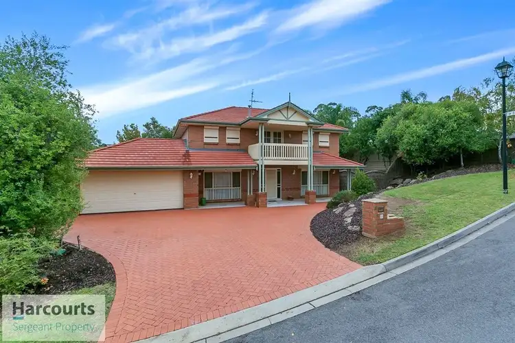 2 Blenheim Court
