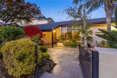 21 Rowitta Drive, Glen Waverley VIC 3150