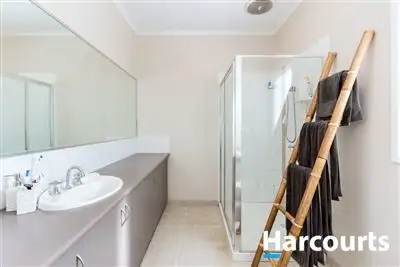 Sixth view of Homely house listing, 43 Scotsdale Drive, Cranbourne East VIC 3977