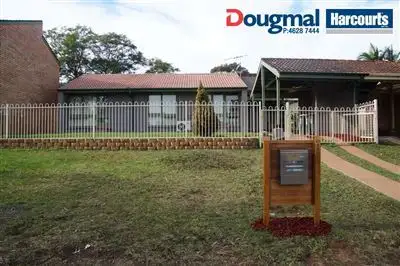8 Green Lane, Bradbury NSW 2560