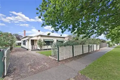 20A Goldsmith Street, Hamilton VIC 3300