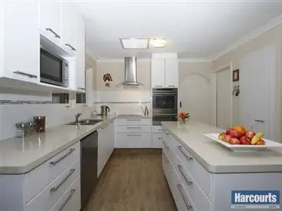 14 Ledger Road, Gooseberry Hill WA 6076