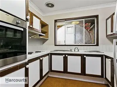 1 Star Place, Chapel Hill QLD 4069